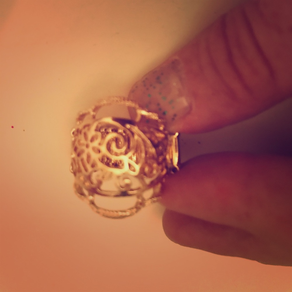 Gold ring